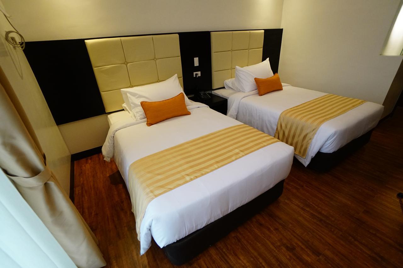 Hotel Oazis Butuan City Kültér fotó